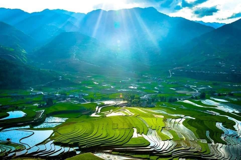Hoa Son Tra Hotel Mu Cang Chai Exterior foto