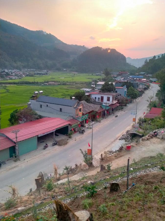 Hoa Son Tra Hotel Mu Cang Chai Exterior foto